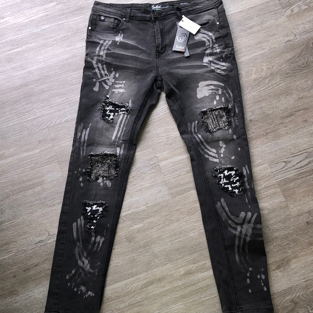 Switch Remarkable designer mens skinny 👖 jeans. Brand new
